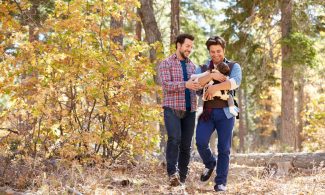 Gleichgeschlechtliches Paar, nicht verheiratet: Kind durch Samenspende (Leihmutterschaft)